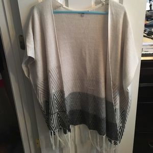 Charlotte Russe Shaw w/fringes